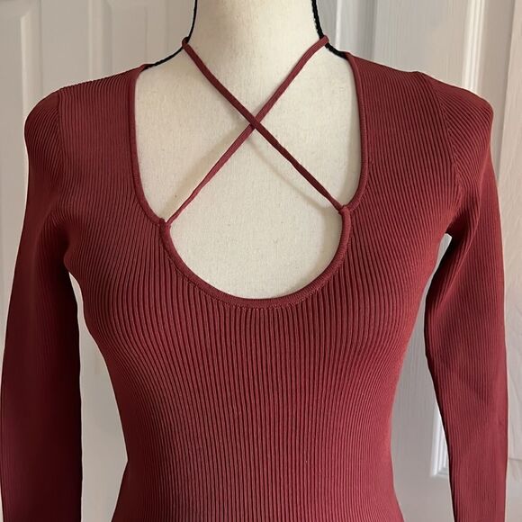 Zara Knit Burgandy Strappy Sweater - Picture 2 of 11